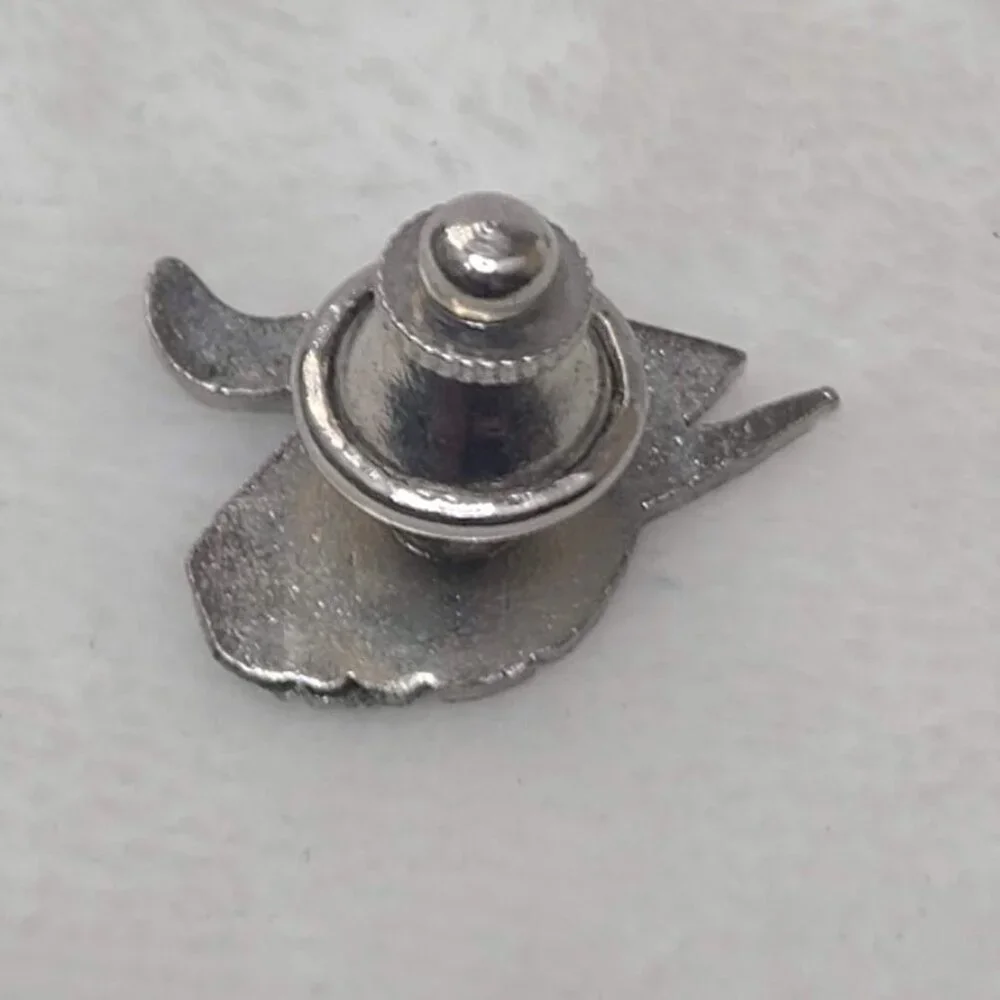 Hand Glove Thumbs Up Lapel Pin Silver Tone Metal - Picture 4 of 6